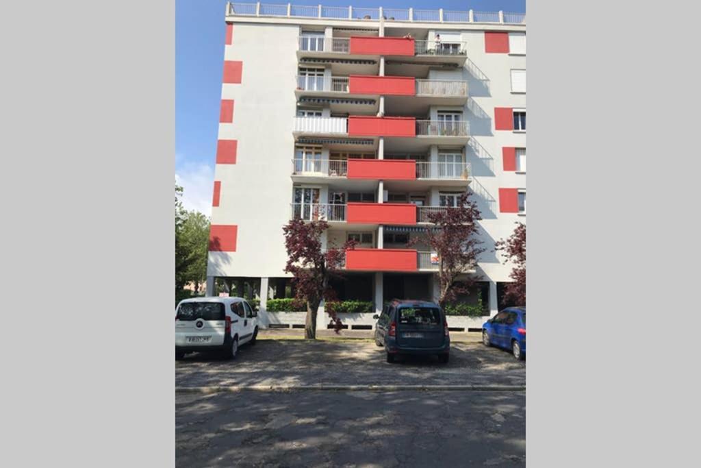 Bel Appartement Avec Vue Et Parking Prive Безьє Екстер'єр фото